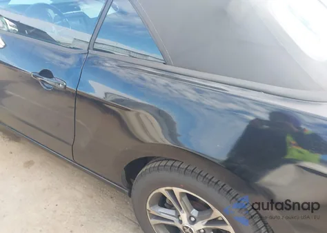 2014 Ford Mustang V6 Premium из США, поврежденный, VIN 1ZVBP8EM7E5271983